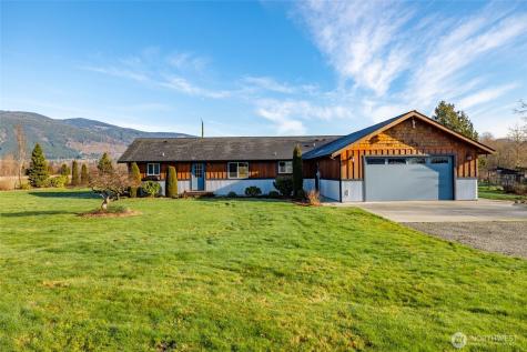 965 N Fruitdale Road Sedro Woolley WA 98284