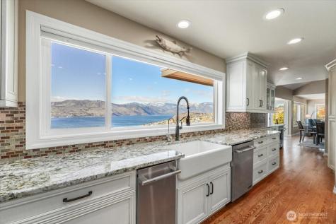 333 Highpoint Place Chelan WA 98816