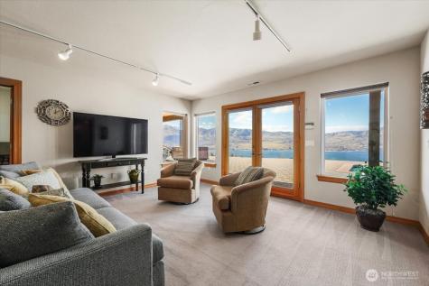 333 Highpoint Place Chelan WA 98816