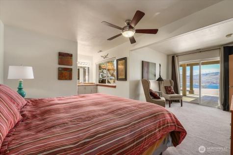333 Highpoint Place Chelan WA 98816