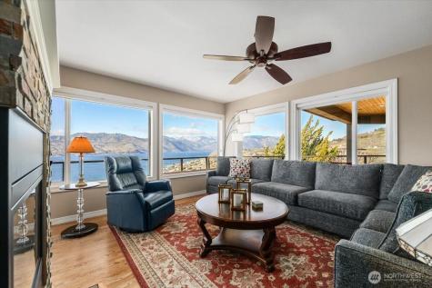 333 Highpoint Place Chelan WA 98816