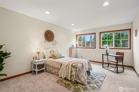 19510 223rd Avenue NE Woodinville WA 98077