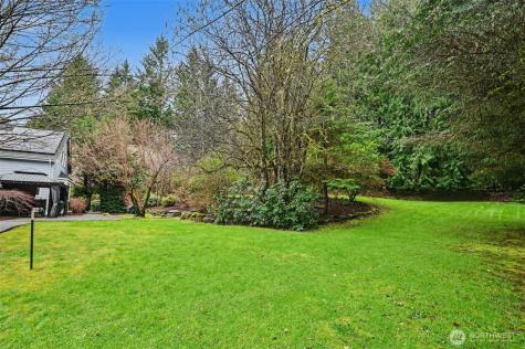 19510 223rd Avenue NE Woodinville WA 98077