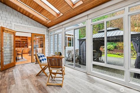 19510 223rd Avenue NE Woodinville WA 98077