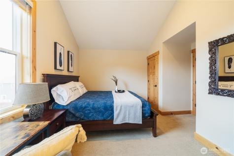 540 Porcupine Lane Chelan WA 98816