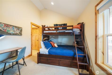 540 Porcupine Lane Chelan WA 98816
