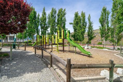 540 Porcupine Lane Chelan WA 98816