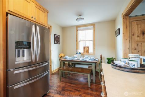 540 Porcupine Lane Chelan WA 98816