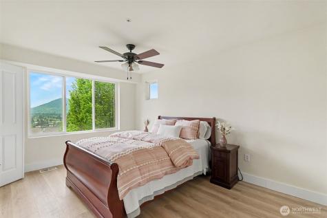 23300 SE Black Nugget Road Issaquah WA 98029