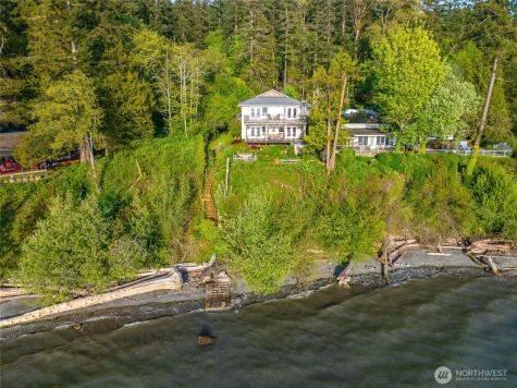 17878 Cobahud Road La Conner WA 98257