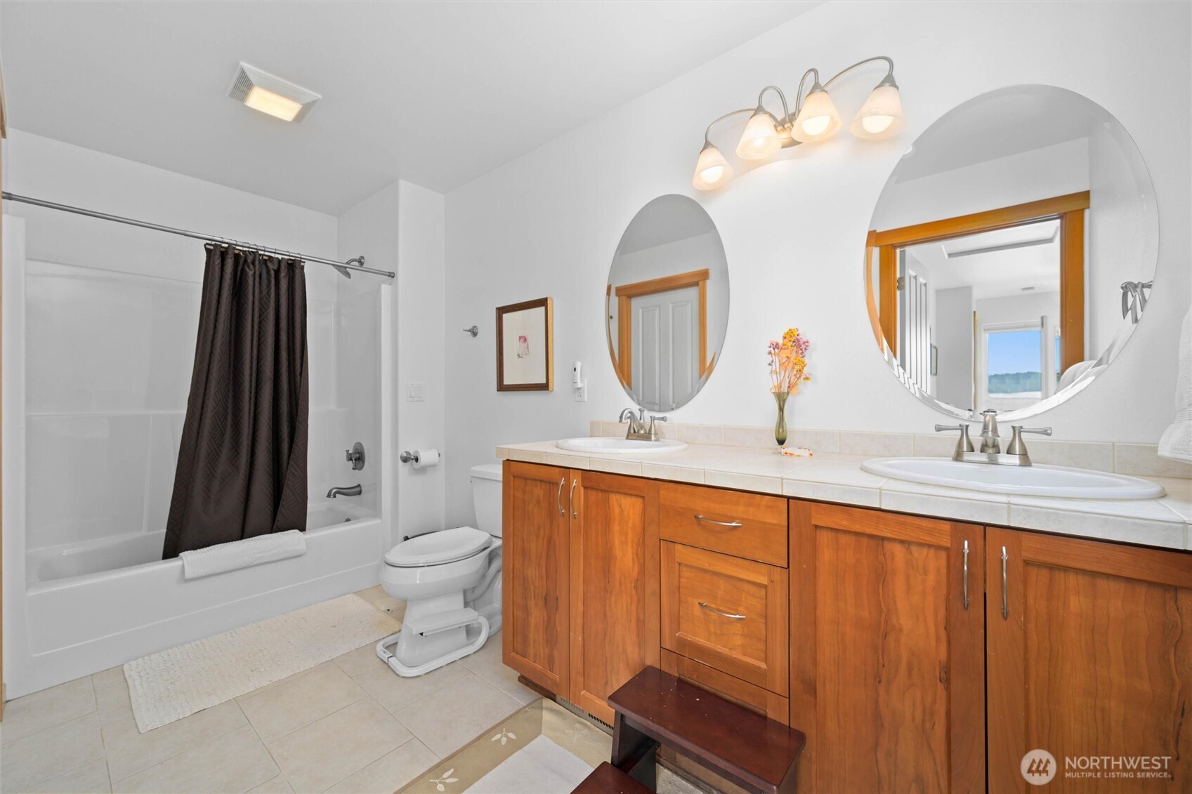 17878 Cobahud Road La Conner WA 98257