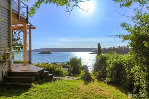 17878 Cobahud Road La Conner WA 98257