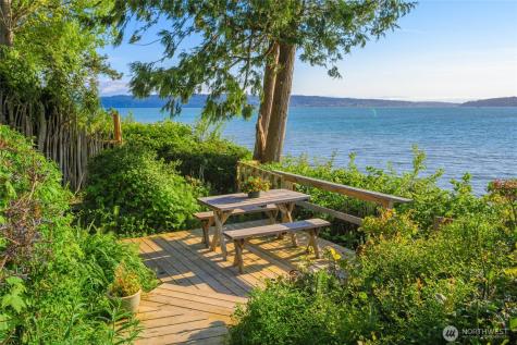 17878 Cobahud Road La Conner WA 98257