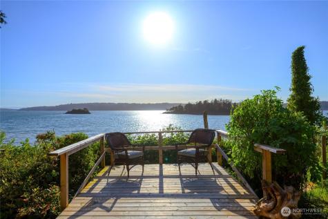 17878 Cobahud Road La Conner WA 98257