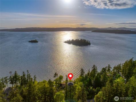 17878 Cobahud Road La Conner WA 98257