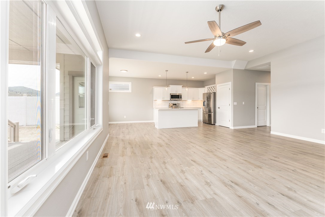 482 Sunny Brooke Lane Chelan WA 98816