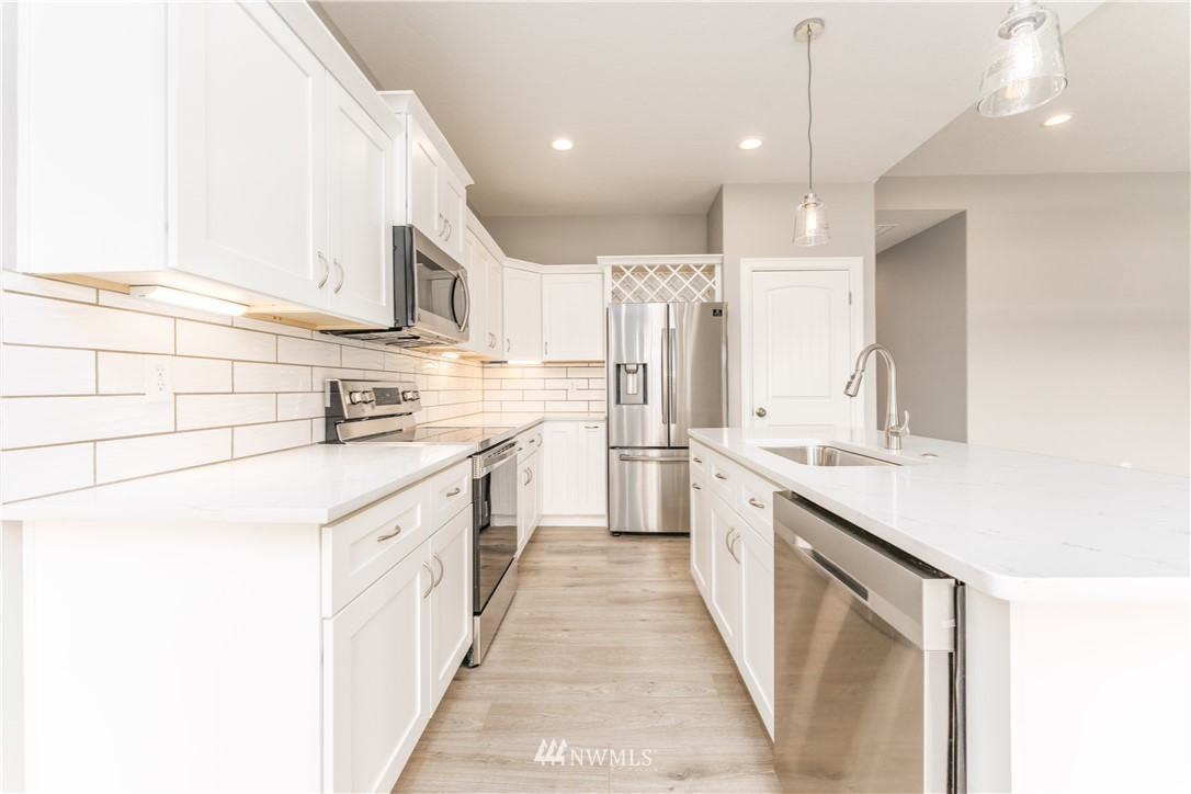 482 Sunny Brooke Lane Chelan WA 98816