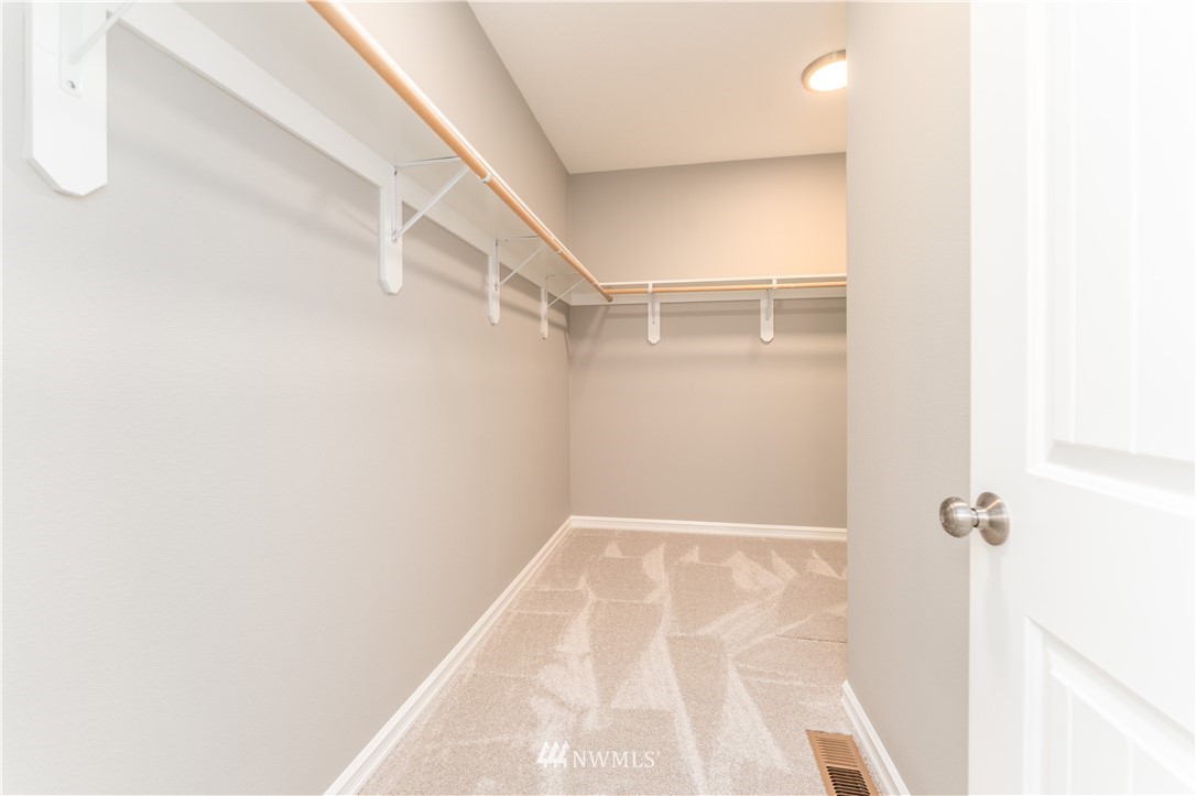 482 Sunny Brooke Lane Chelan WA 98816