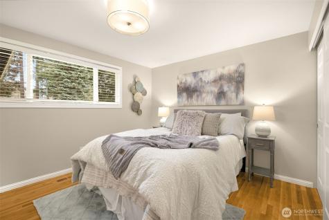 334 157th Avenue NE Bellevue WA 98008