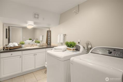 334 157th Avenue NE Bellevue WA 98008
