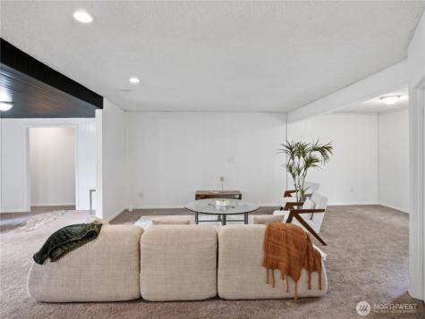 18824 SE 164th Street Renton WA 98058
