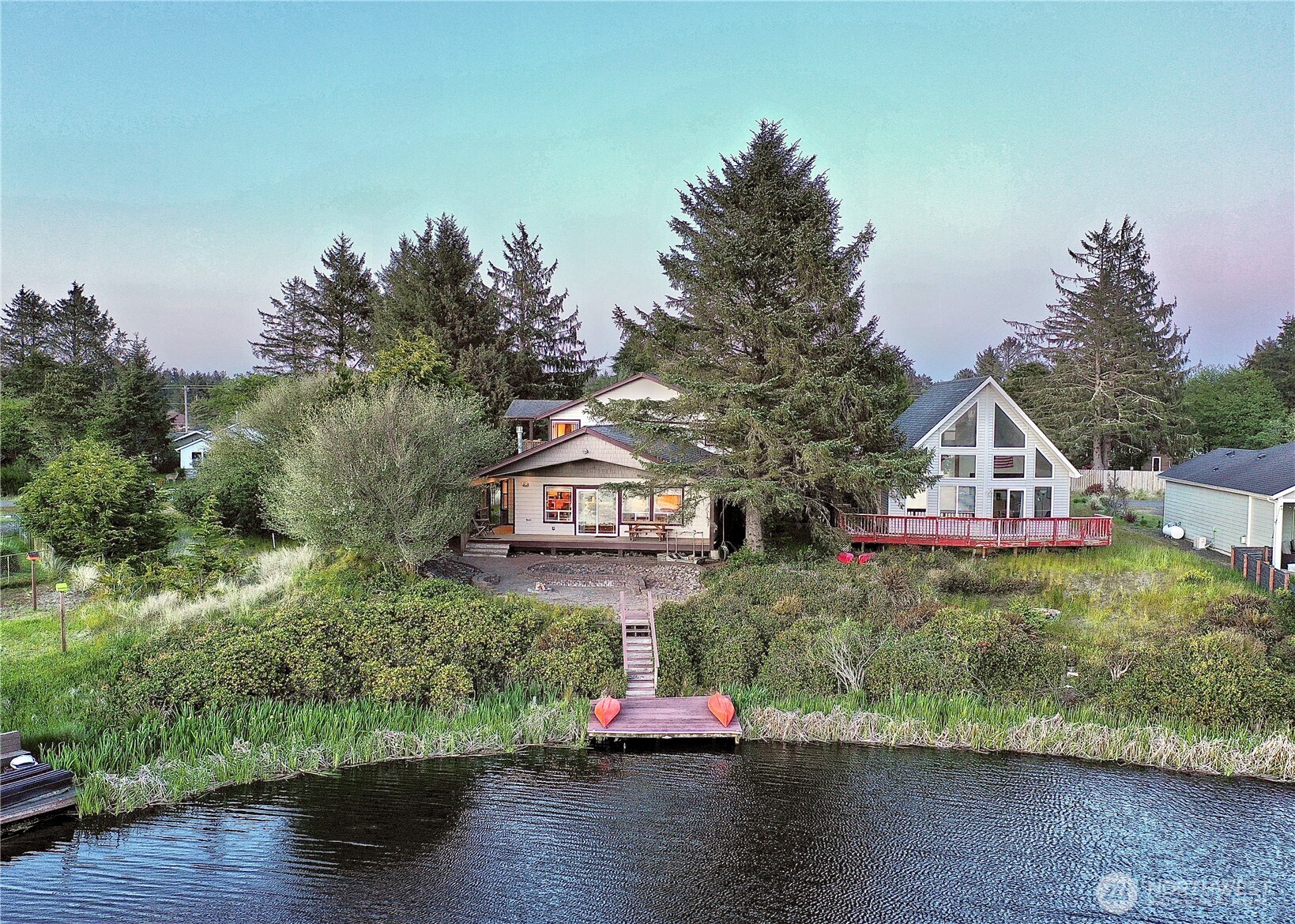 137 N Razor Clam Drive SW Ocean Shores WA 98569