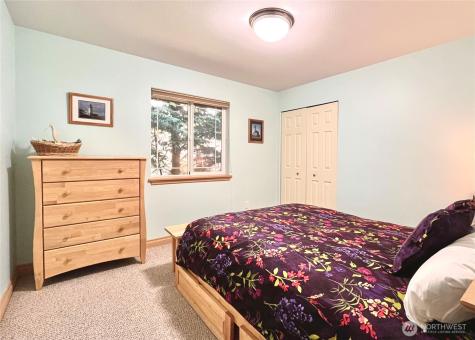 137 N Razor Clam Drive SW Ocean Shores WA 98569