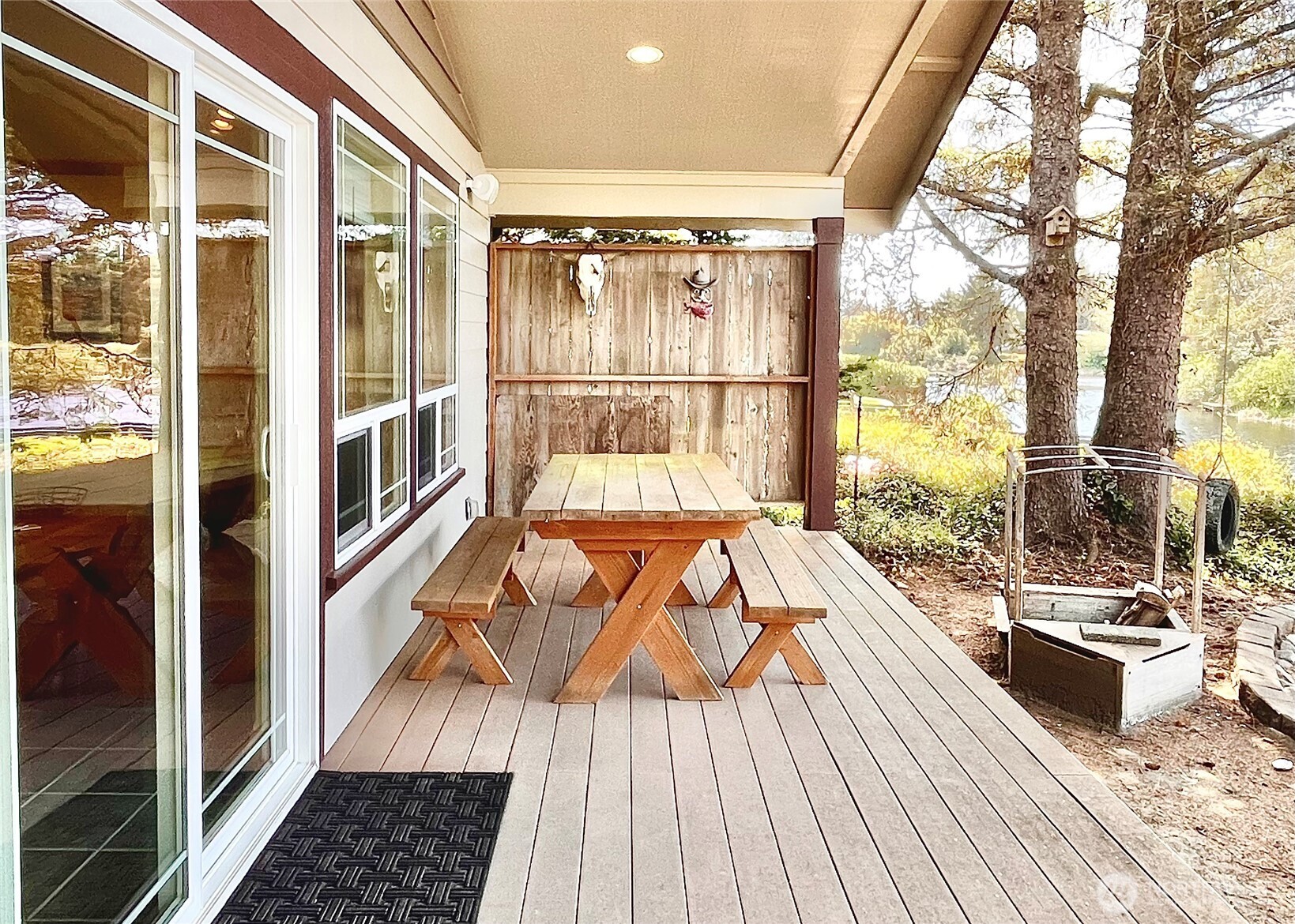137 N Razor Clam Drive SW Ocean Shores WA 98569