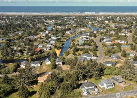 137 N Razor Clam Drive SW Ocean Shores WA 98569