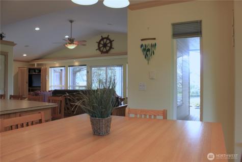 137 N Razor Clam Drive SW Ocean Shores WA 98569
