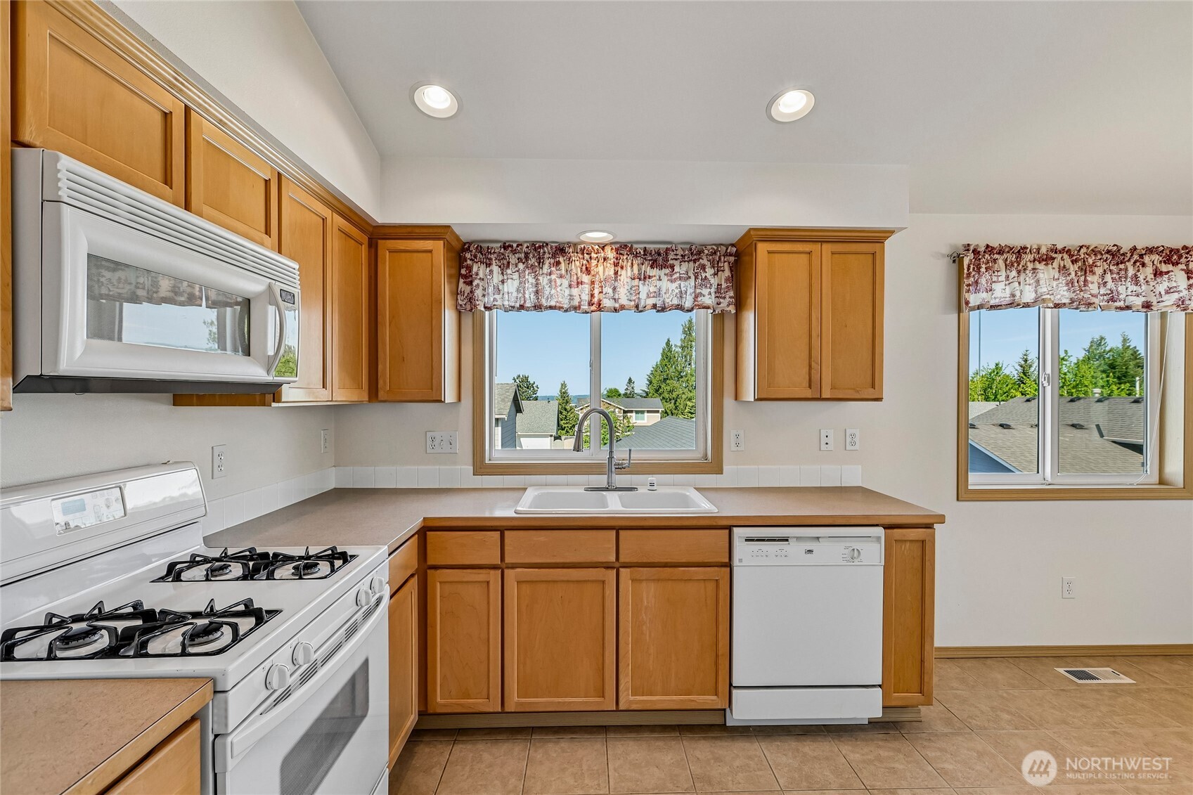 7315 61st Place NE Marysville WA 98270