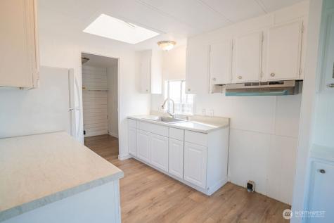 900 N Grape Moses Lake WA 98837