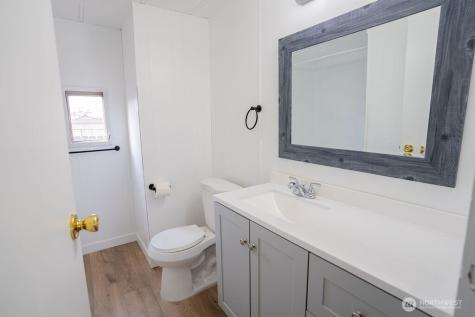 900 N Grape Moses Lake WA 98837