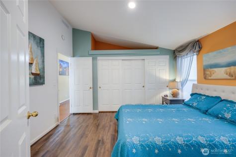 600 Lincoln Road Poulsbo WA 98370