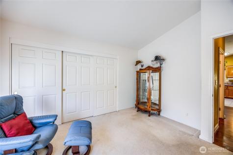 600 Lincoln Road Poulsbo WA 98370