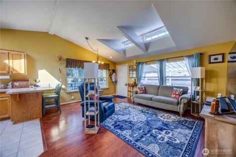 600 Lincoln Road Poulsbo WA 98370