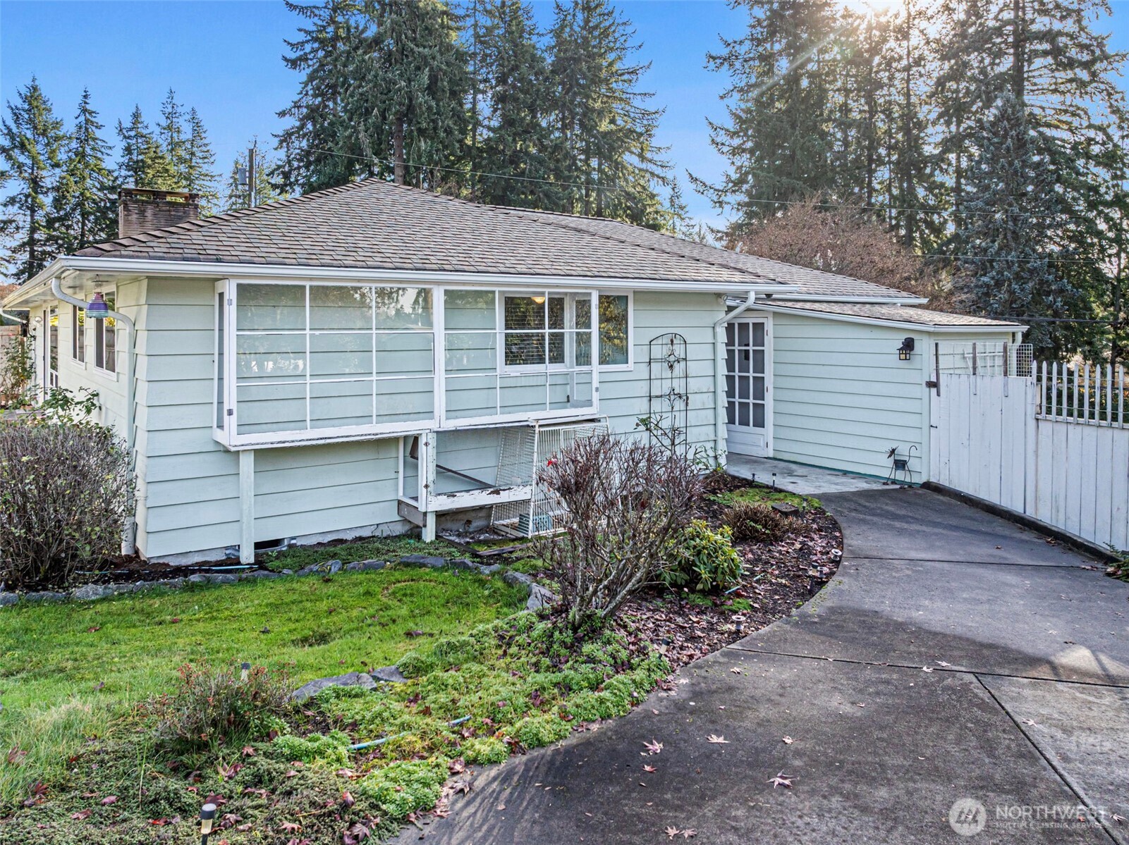 9311 Westmont Place SW Lakewood WA 98498