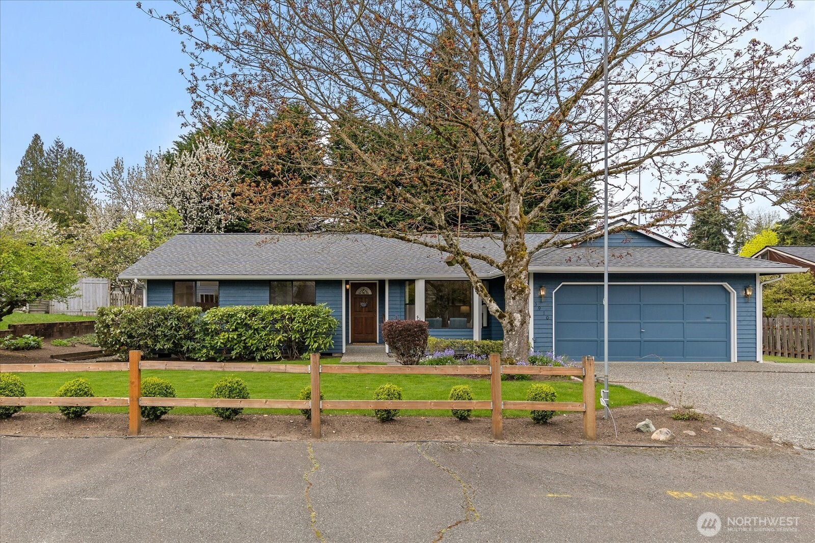 3910 Maple Road Lynnwood WA 98037