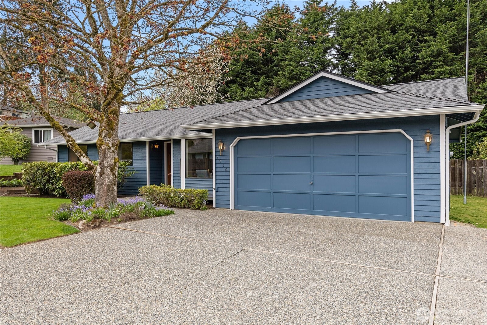 3910 Maple Road Lynnwood WA 98037