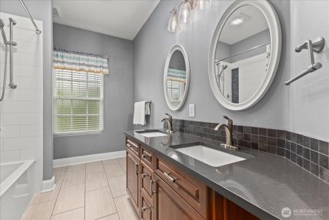 21410 SE 215th Street Maple Valley WA 98038