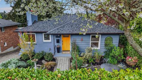 3711 31st Avenue W Seattle WA 98199