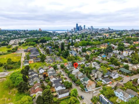 2712 S Irving Street Seattle WA 98144