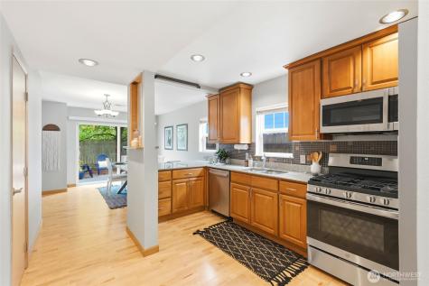 2712 S Irving Street Seattle WA 98144
