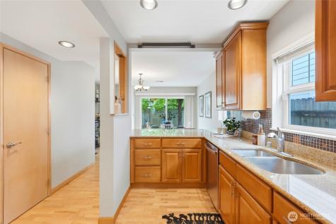 2712 S Irving Street Seattle WA 98144