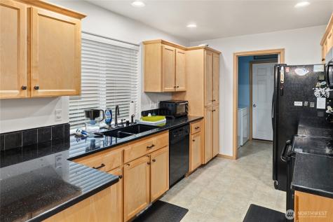18135 72nd Avenue E Puyallup WA 98375