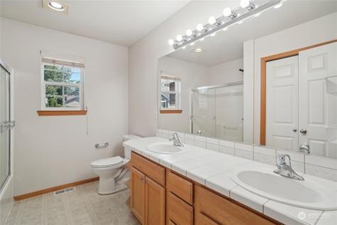 1921 152nd Street Sw Lynnwood WA 98087