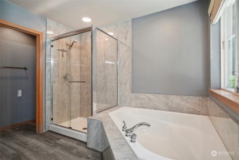1921 152nd Street Sw Lynnwood WA 98087