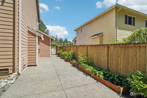1921 152nd Street Sw Lynnwood WA 98087