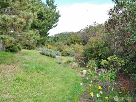 1056 Greenview Avenue SW Ocean Shores WA 98569
