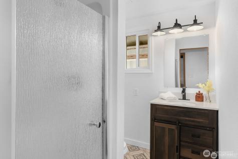 302 Melrose Drive Camano Island WA 98282